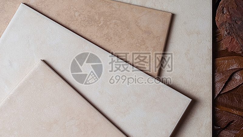 墙砖背胶脱落之谜：原因解析与解决之道